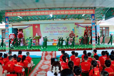 Tiết mục văn nghệ chương trình”Việt Nam trong tim em”