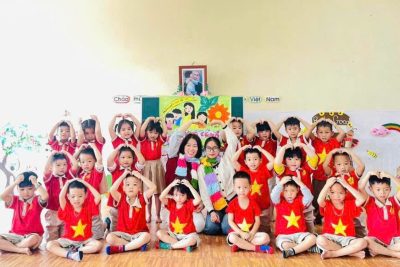 KHĂN BÉ ĐAN – YÊU THƯƠNG BÉ GỬI